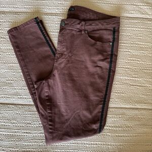 Simply Vera Wang Tuxedo Stripe Skinny Jeans - Size 14 - Maroon